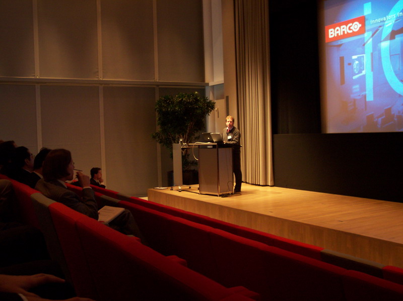 ...and Dr. Aalders-san from Philips.