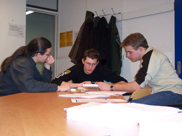 Siebe answering Dirk and Jasper's questions